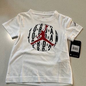 Boys white Air Jordan t-shirt